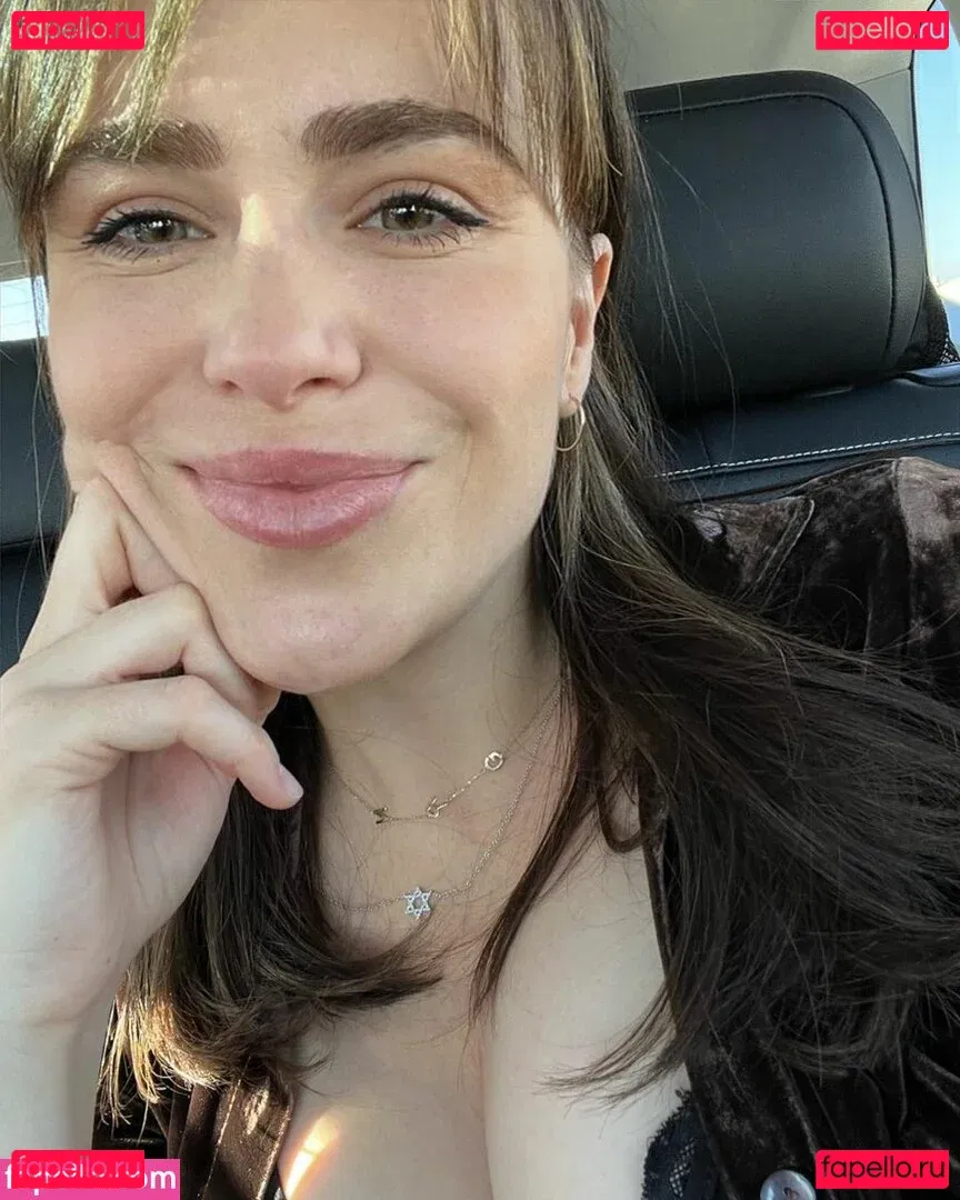 Nicolle Gironda Onlyfans Photo Gallery 