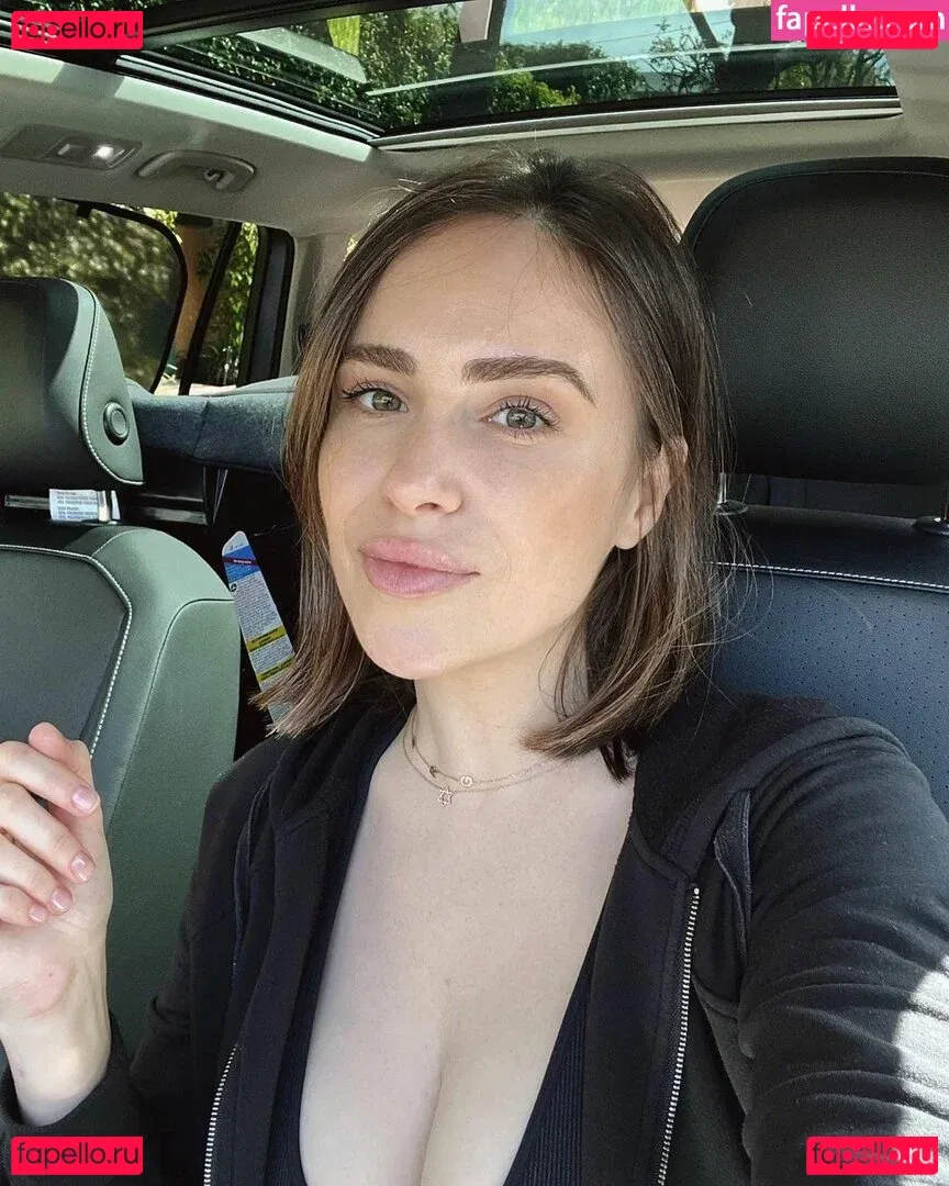 Nicolle Gironda Onlyfans Photo Gallery 