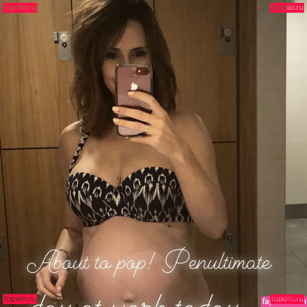 Alex Jones Onlyfans Photo Gallery 