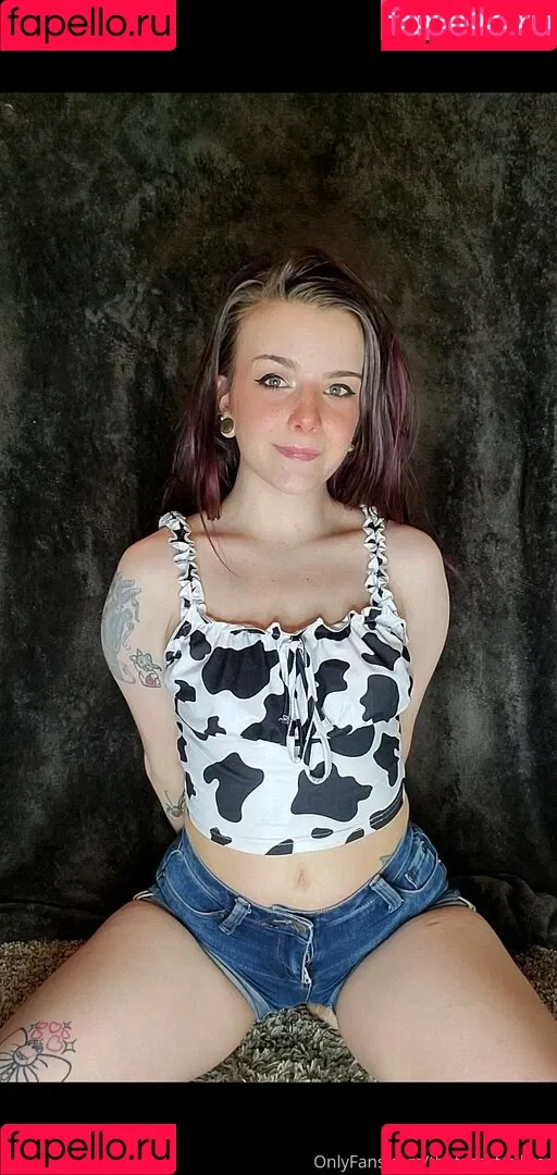 lilydarkofree Onlyfans Photo Gallery 