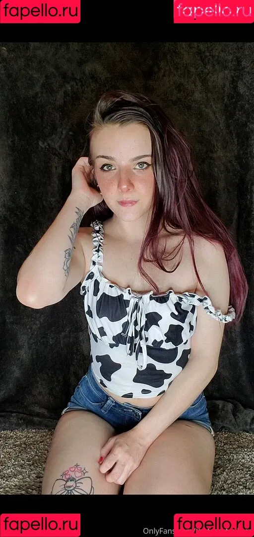 lilydarkofree Onlyfans Photo Gallery 