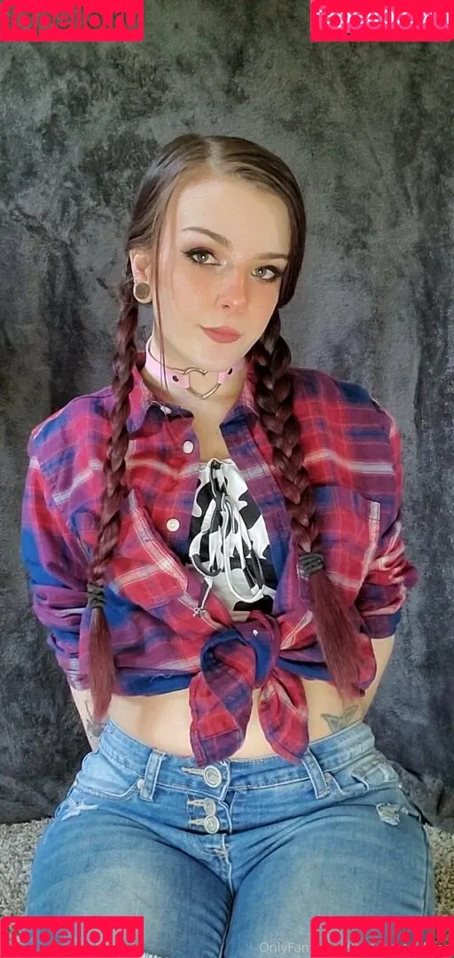 lilydarkofree Onlyfans Photo Gallery 