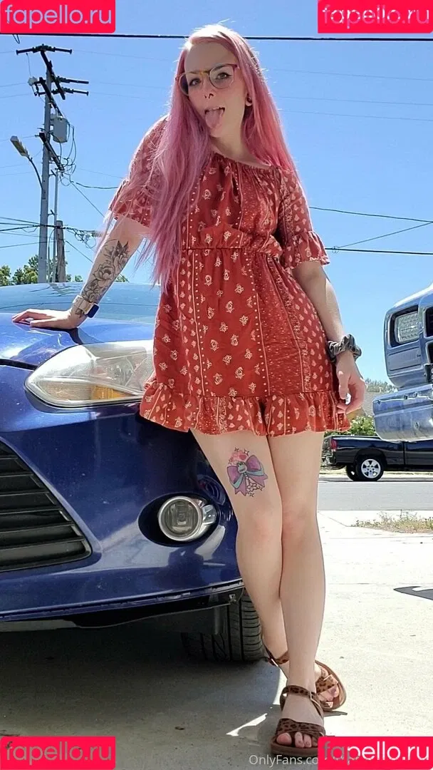 lilydarkofree Onlyfans Photo Gallery 