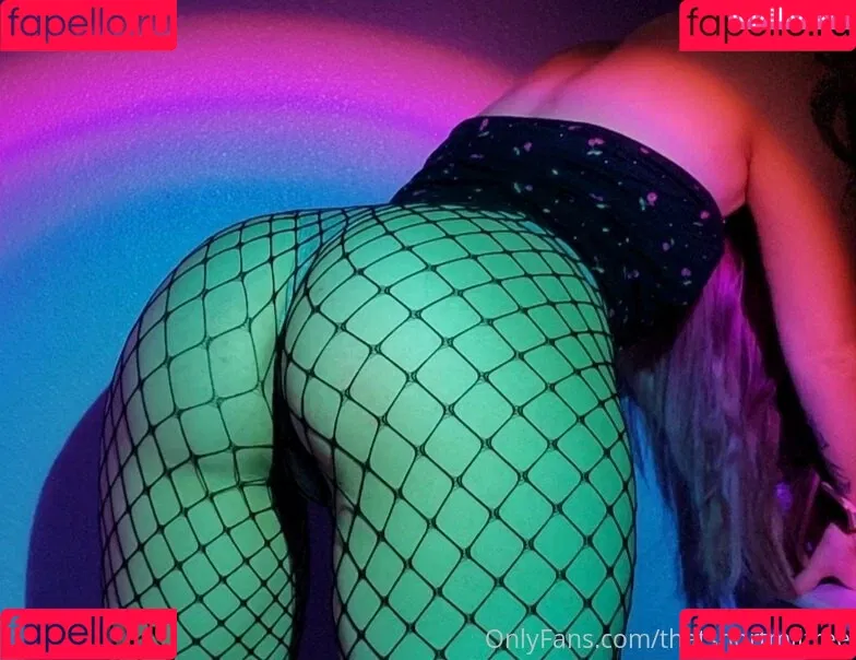 lilydarkofree Onlyfans Photo Gallery 