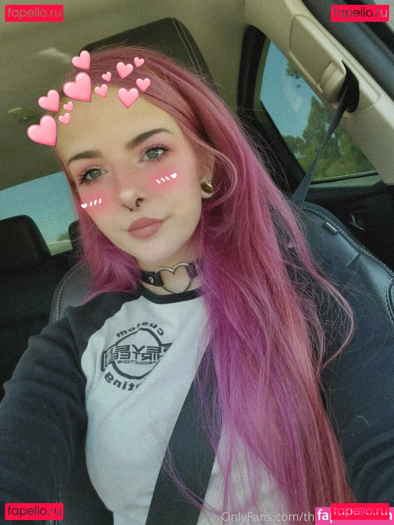 lilydarkofree Onlyfans Photo Gallery 