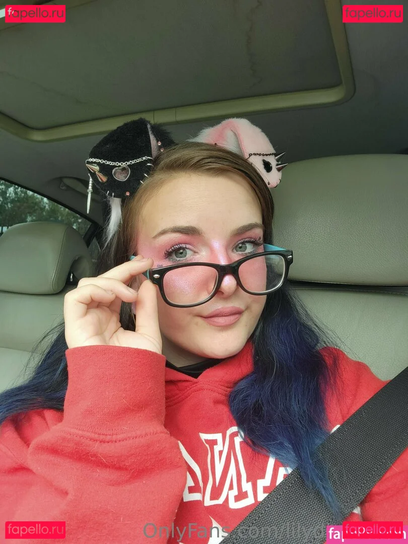 lilydarkofree Onlyfans Photo Gallery 