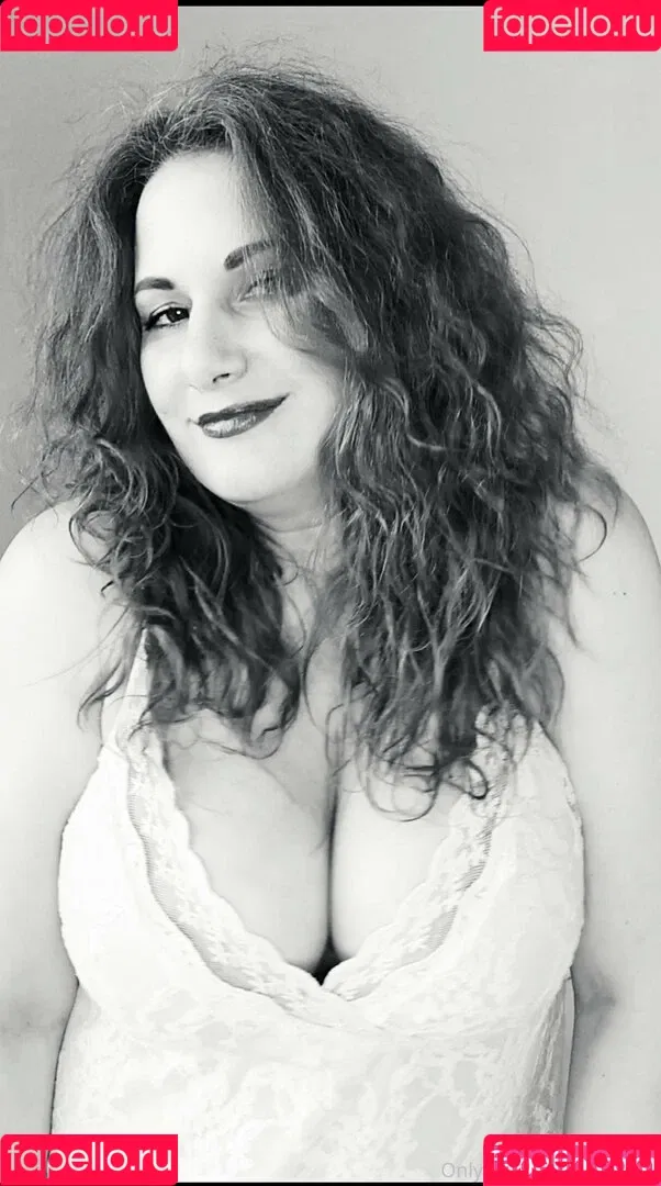 kira_lady Onlyfans Photo Gallery 
