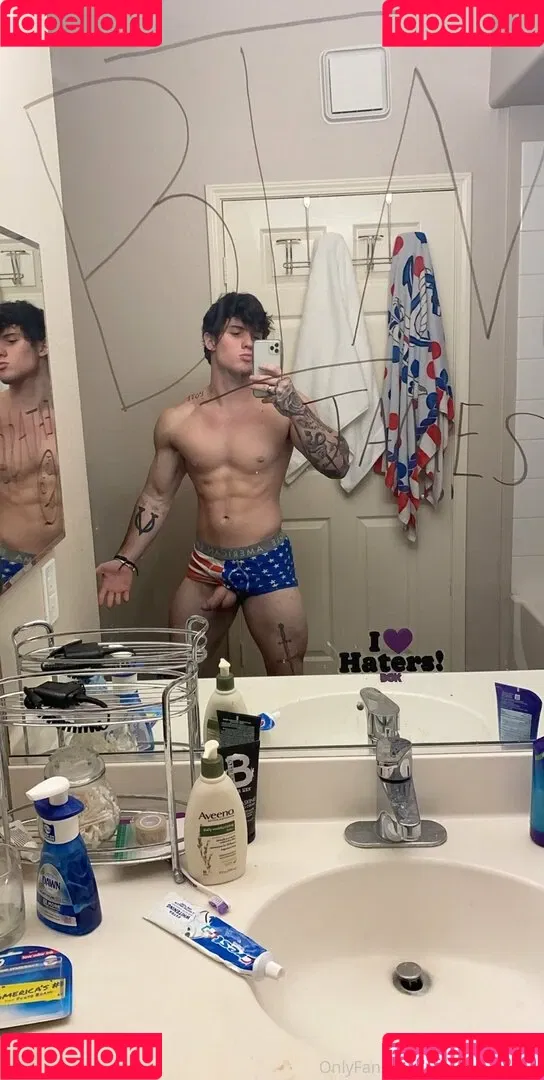 deek_aesthetic Onlyfans Photo Gallery 