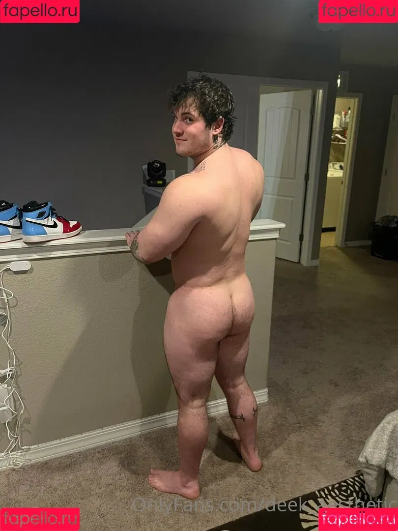 deek_aesthetic Onlyfans Photo Gallery 