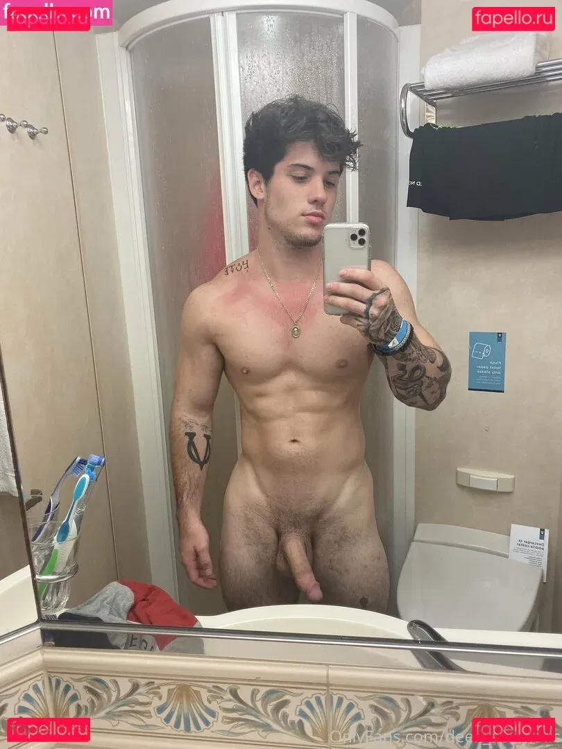 deek_aesthetic Onlyfans Photo Gallery 