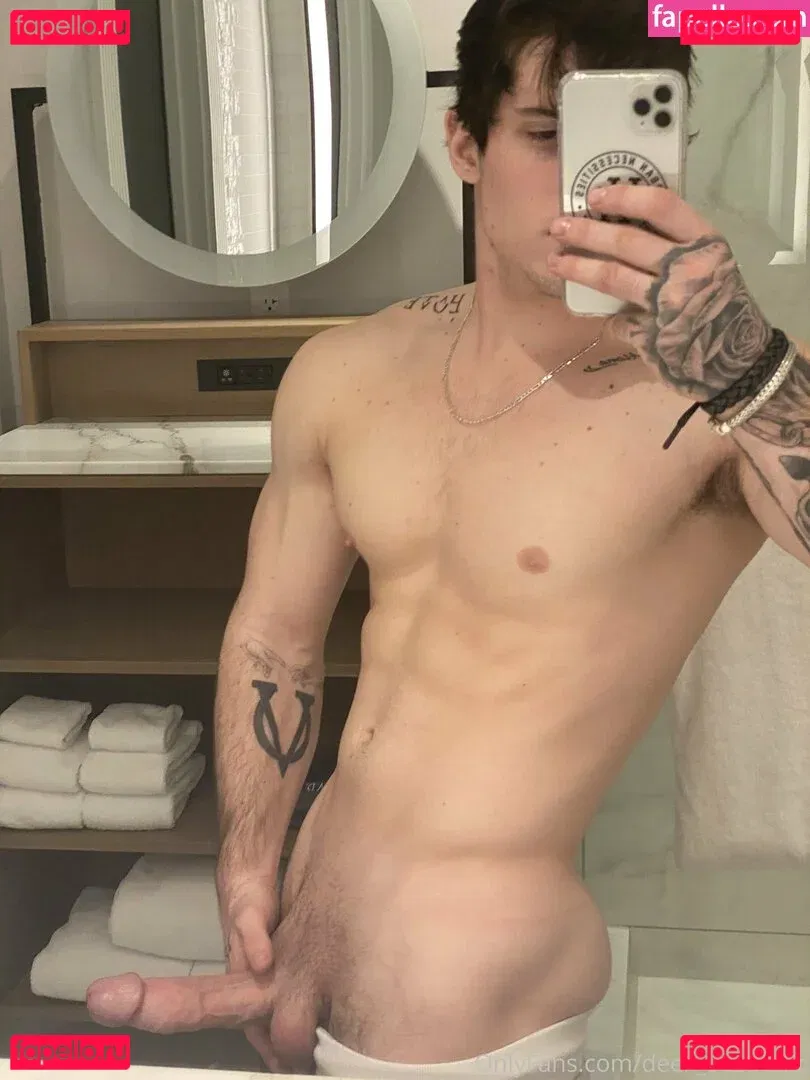 deek_aesthetic Onlyfans Photo Gallery 