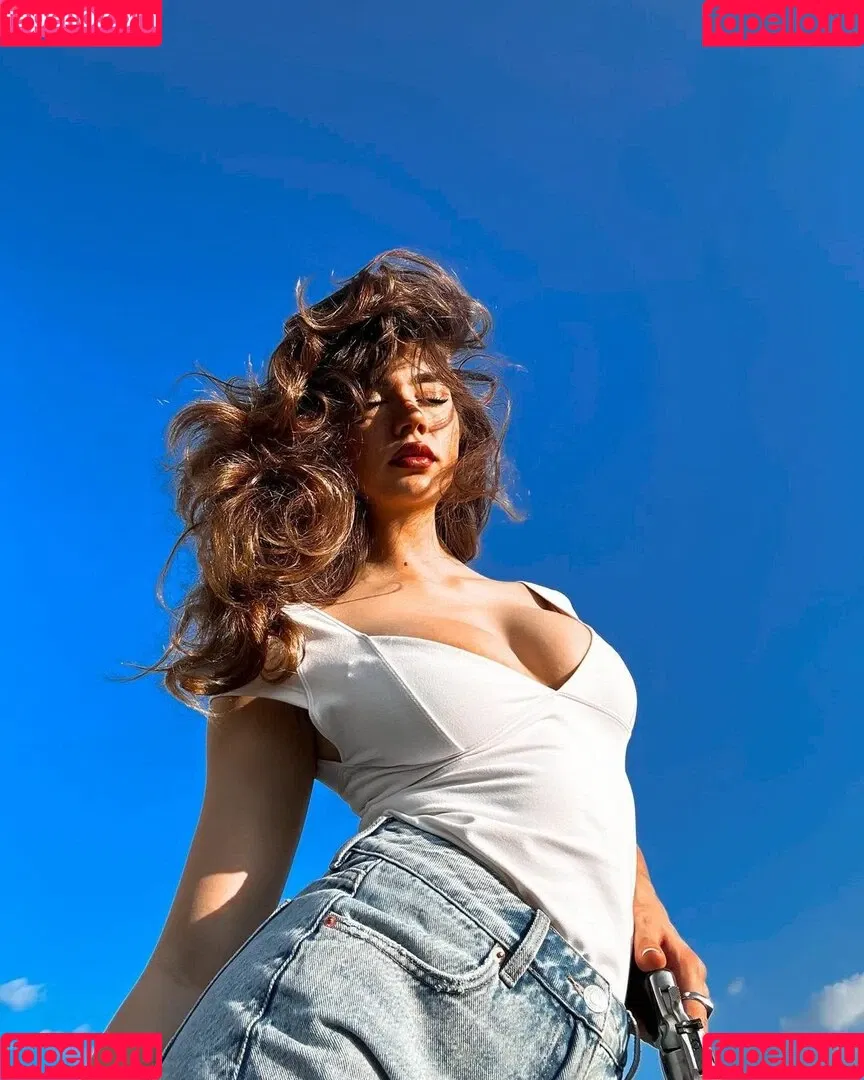 Lunchbaglujan Onlyfans Photo Gallery 