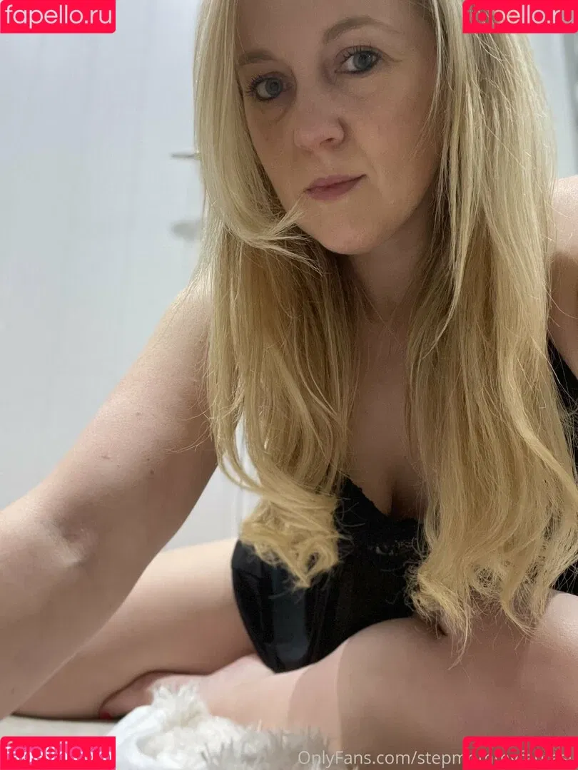 stepmommyfantasy Onlyfans Photo Gallery 