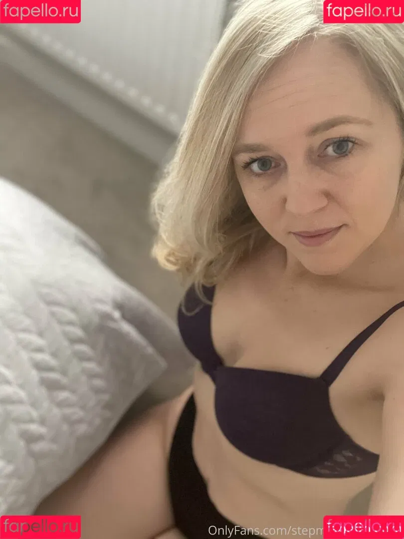 stepmommyfantasy Onlyfans Photo Gallery 