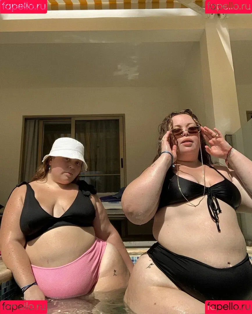 LuciaMaison Onlyfans Photo Gallery 