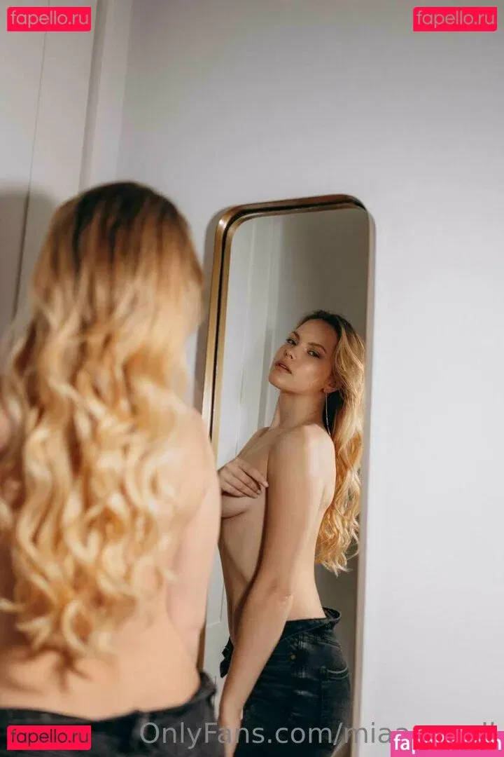 miaaangell.vip Onlyfans Photo Gallery 