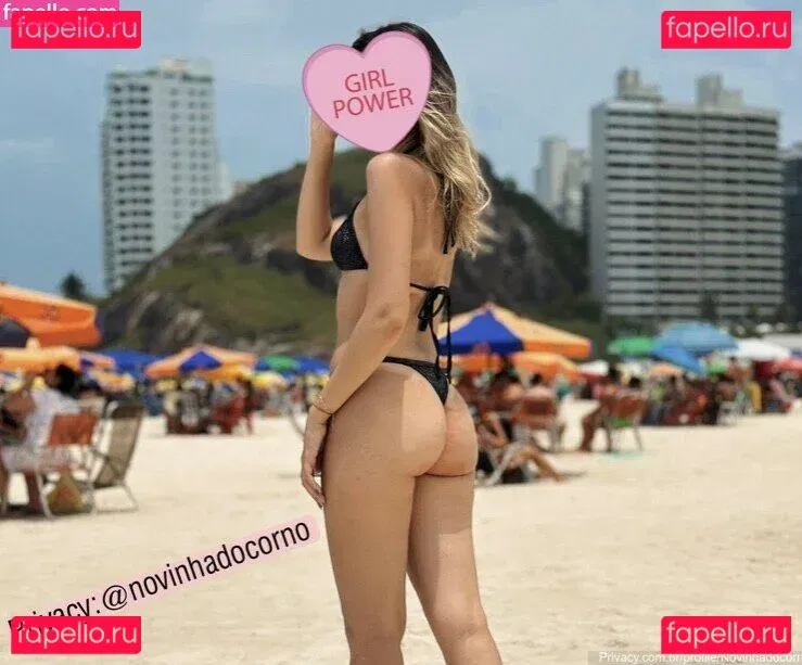 Novinha Do Corno Onlyfans Photo Gallery 