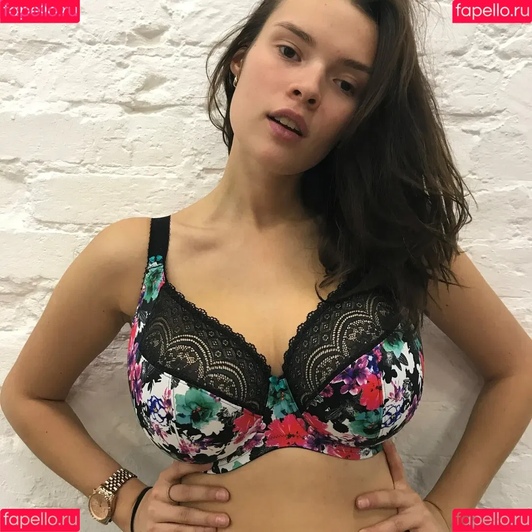Sveta Koltunova Onlyfans Photo Gallery 