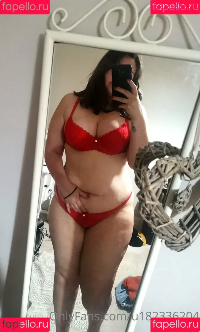 u182336204 Onlyfans Photo Gallery 