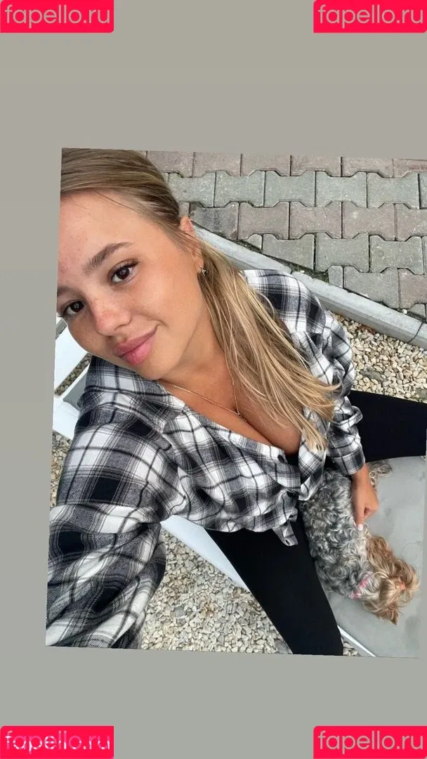 katyshka2208 Onlyfans Photo Gallery 