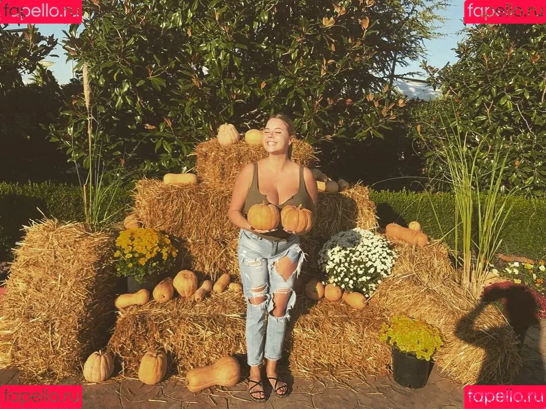 katyshka2208 Onlyfans Photo Gallery 