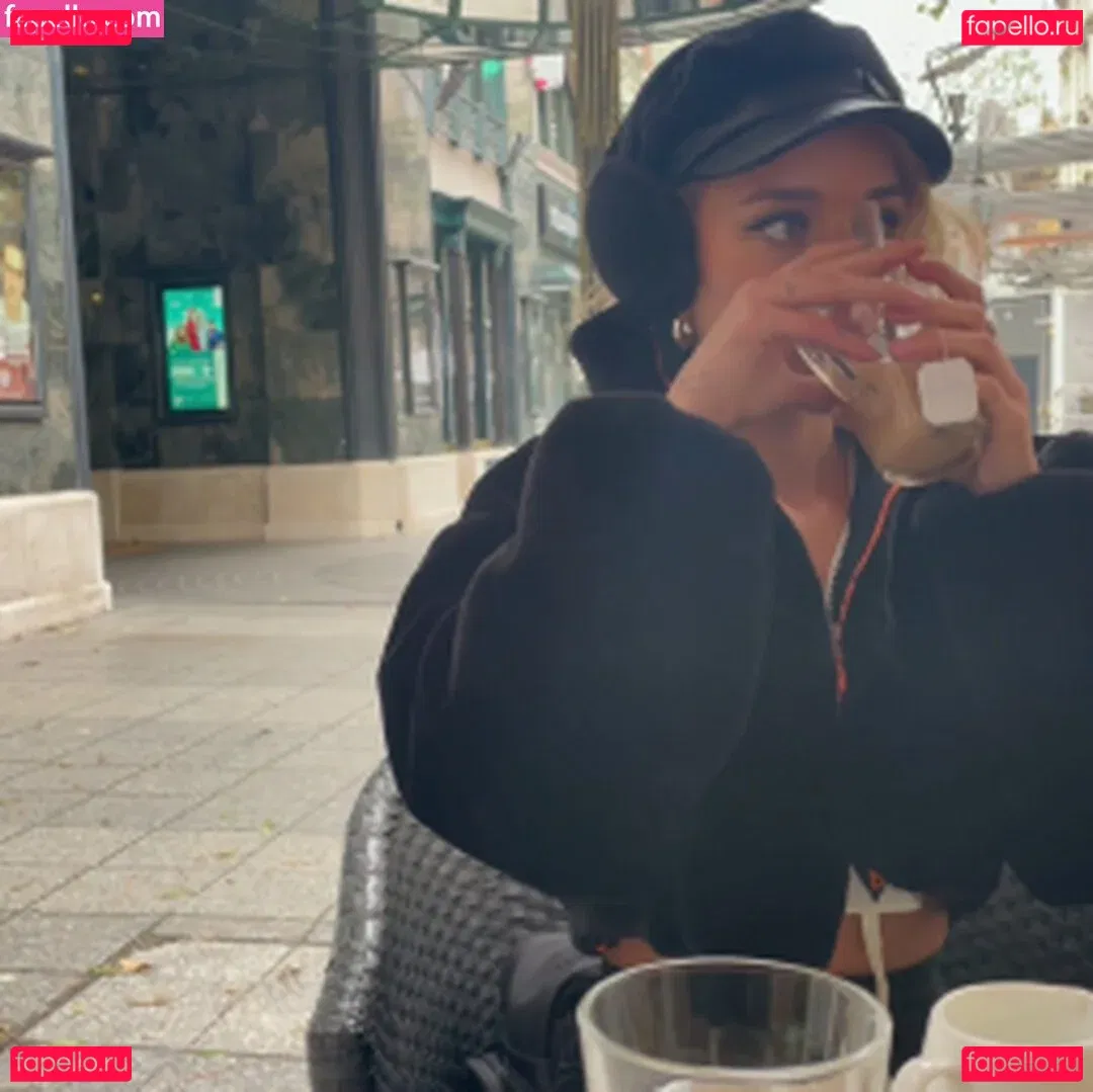 GeishaKyd Onlyfans Photo Gallery 