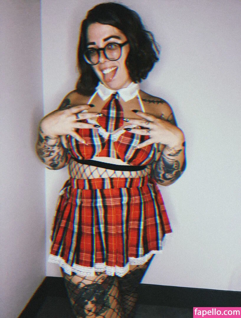 Stepstool Sarah Onlyfans Photo Gallery 