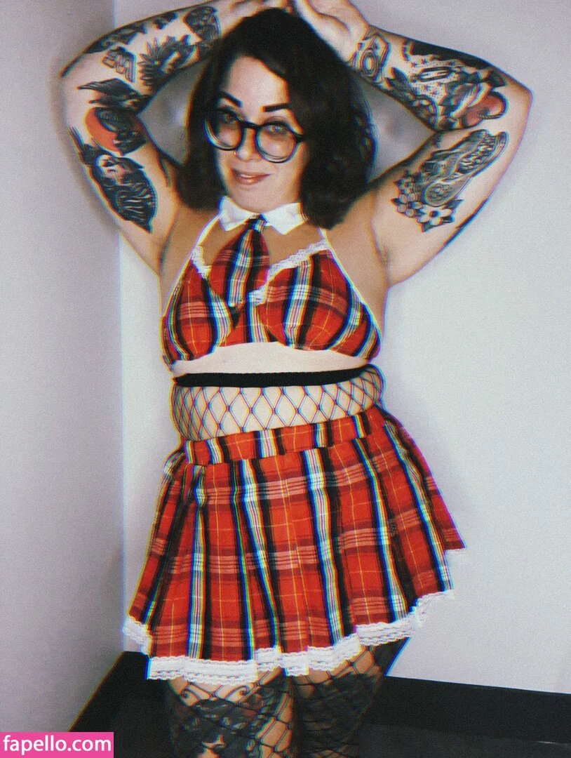 Stepstool Sarah Onlyfans Photo Gallery 