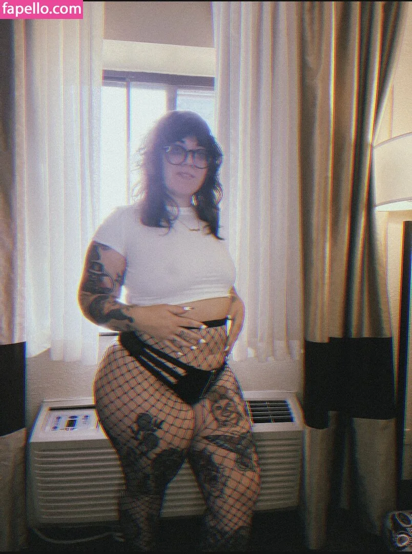 Stepstool Sarah Onlyfans Photo Gallery 