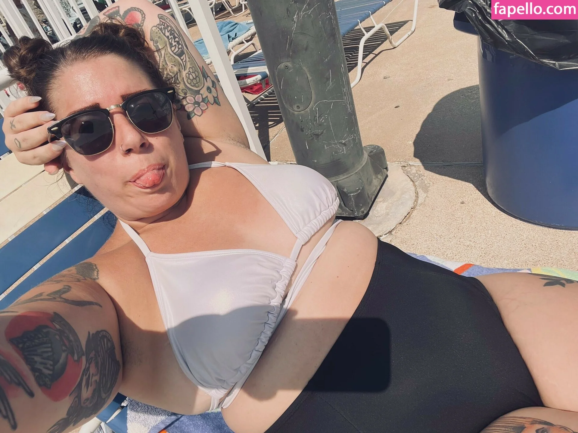 Stepstool Sarah Onlyfans Photo Gallery 