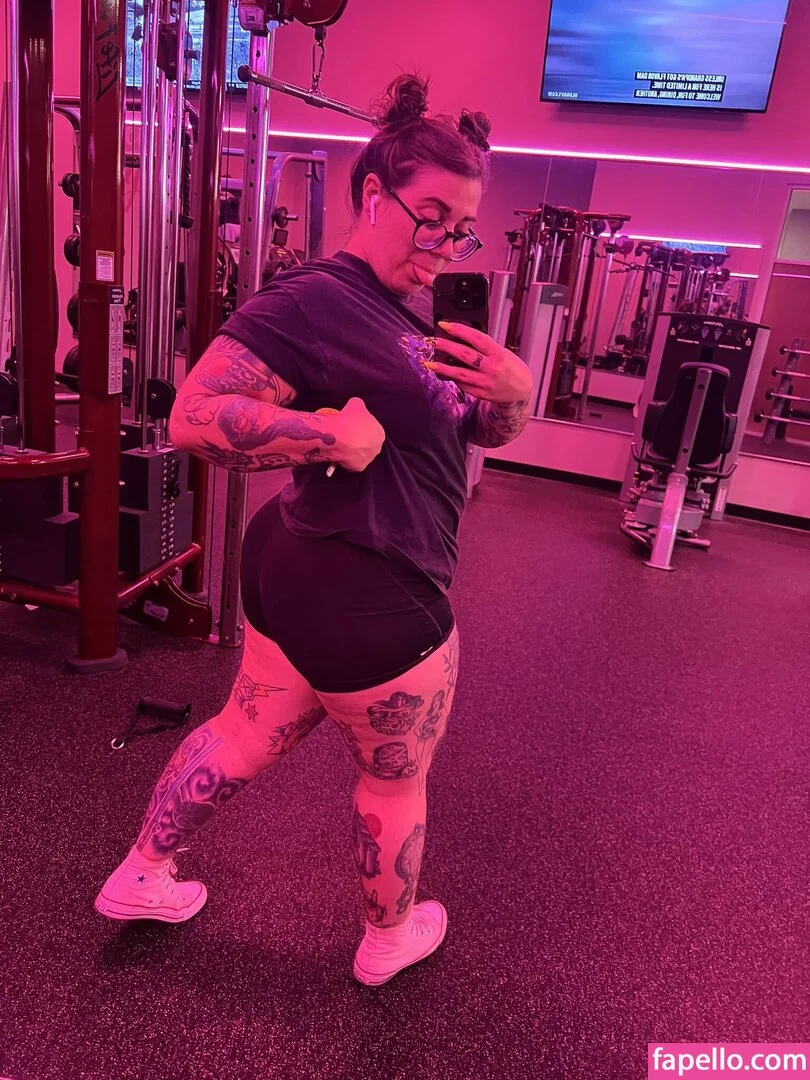 Stepstool Sarah Onlyfans Photo Gallery 