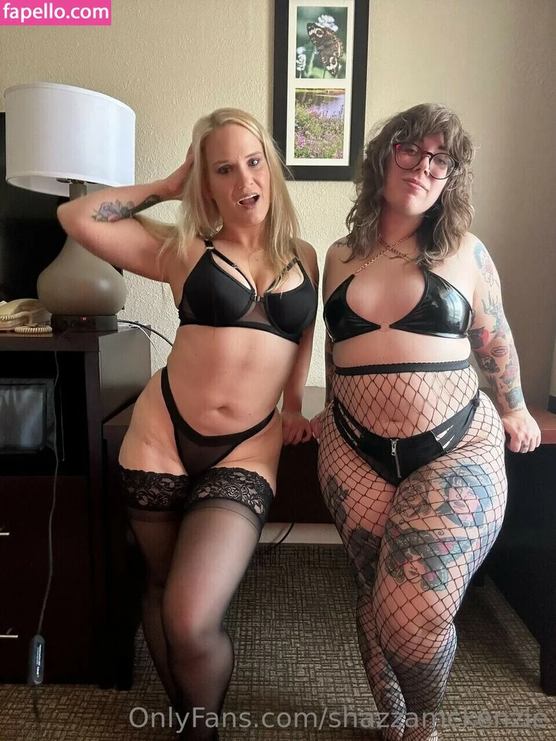 Stepstool Sarah Onlyfans Photo Gallery 