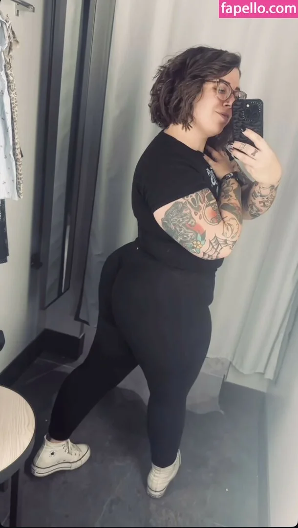 Stepstool Sarah Onlyfans Photo Gallery 