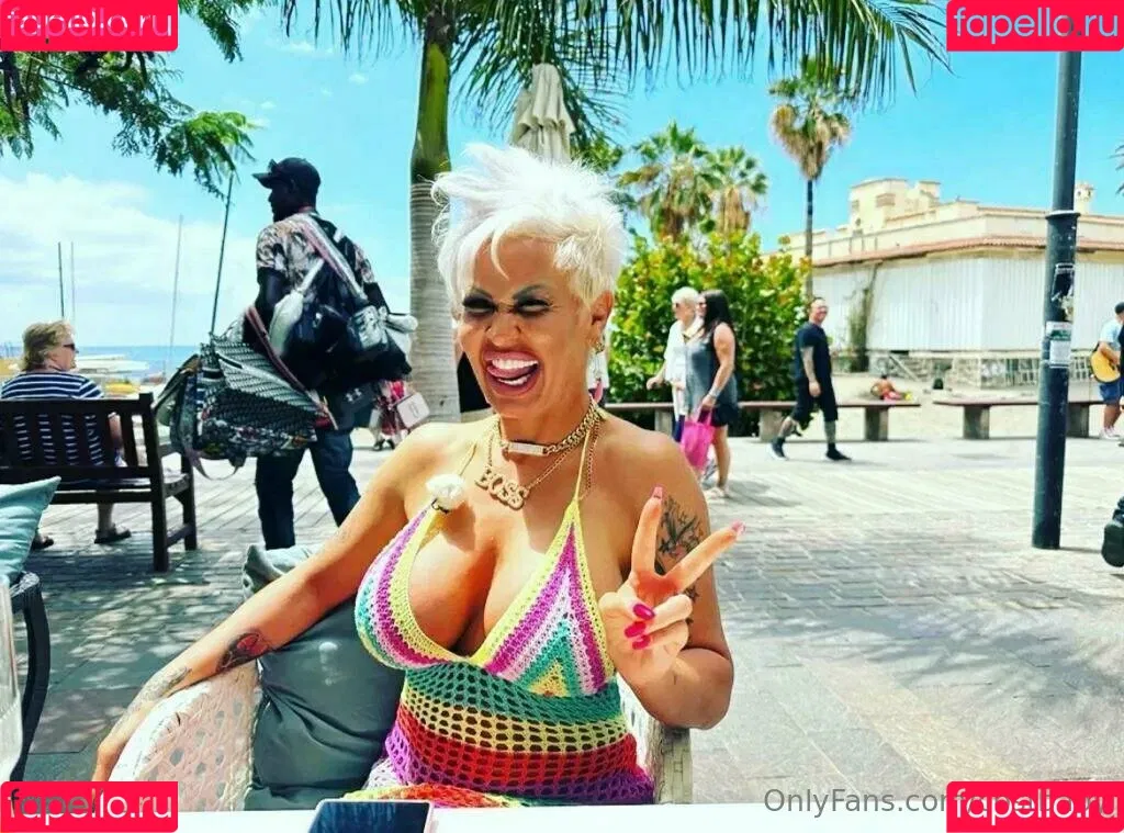 costbaby Onlyfans Photo Gallery 