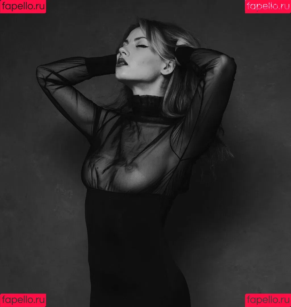 Sophie Ia Sage Onlyfans Photo Gallery 