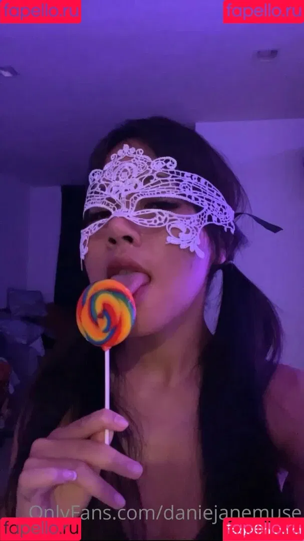 daniejanemuse Onlyfans Photo Gallery 