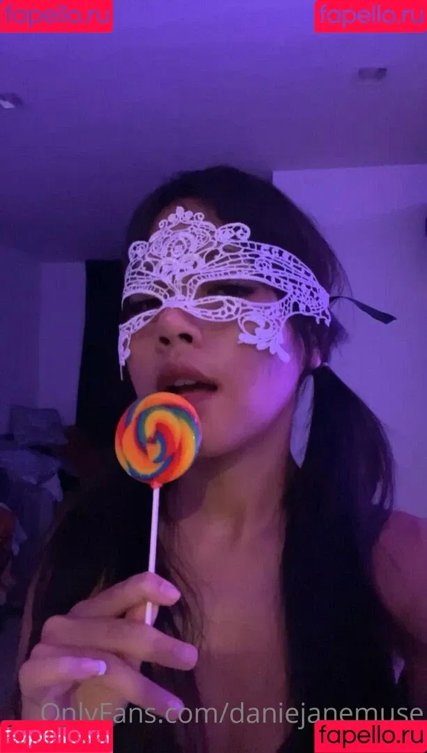 daniejanemuse Onlyfans Photo Gallery 