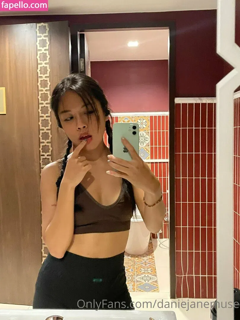 daniejanemuse Onlyfans Photo Gallery 