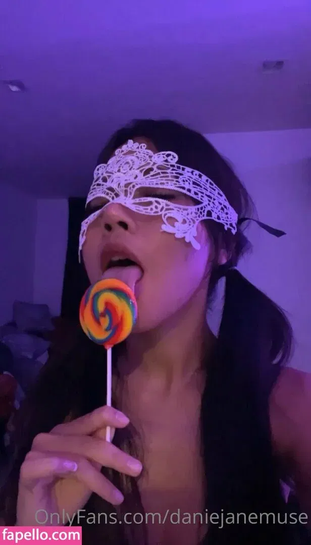 daniejanemuse Onlyfans Photo Gallery 