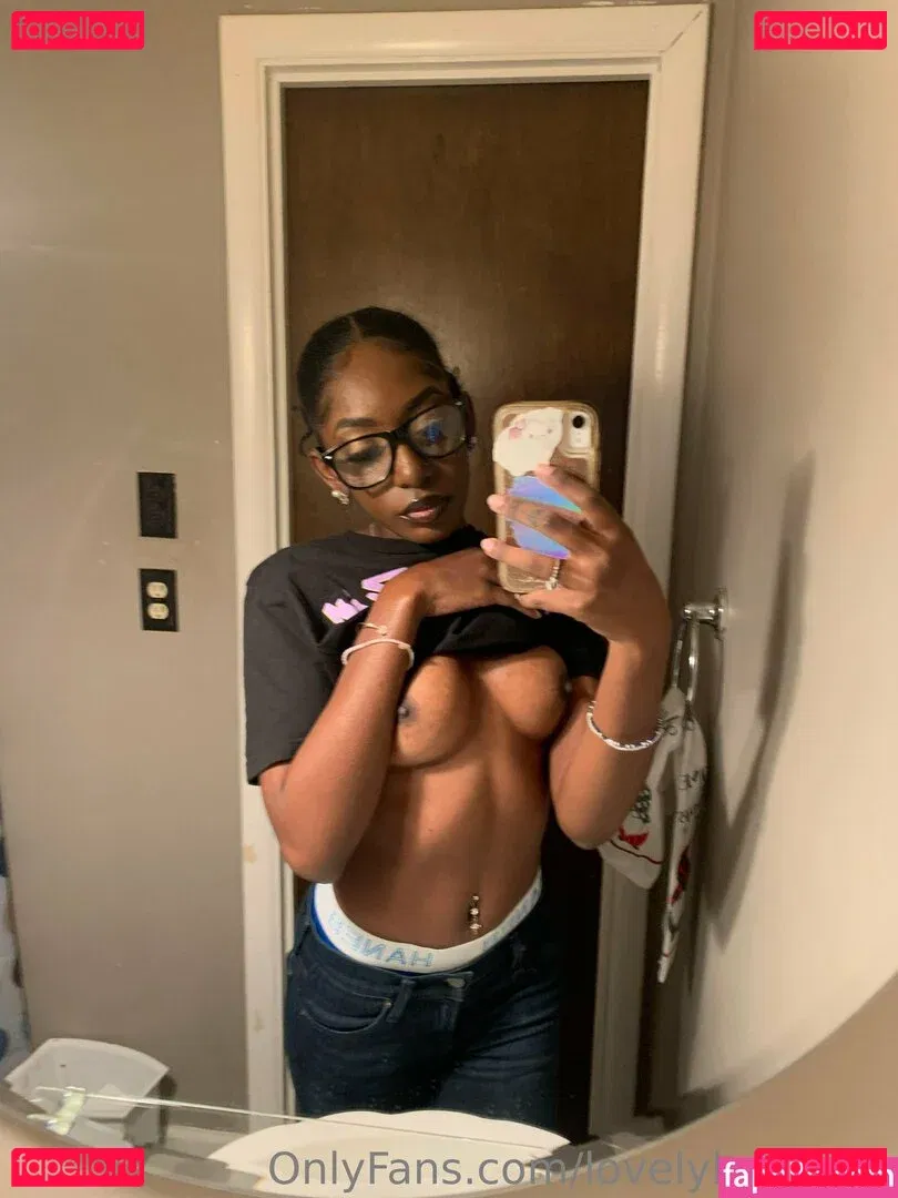 lovelykaybaby Onlyfans Photo Gallery 