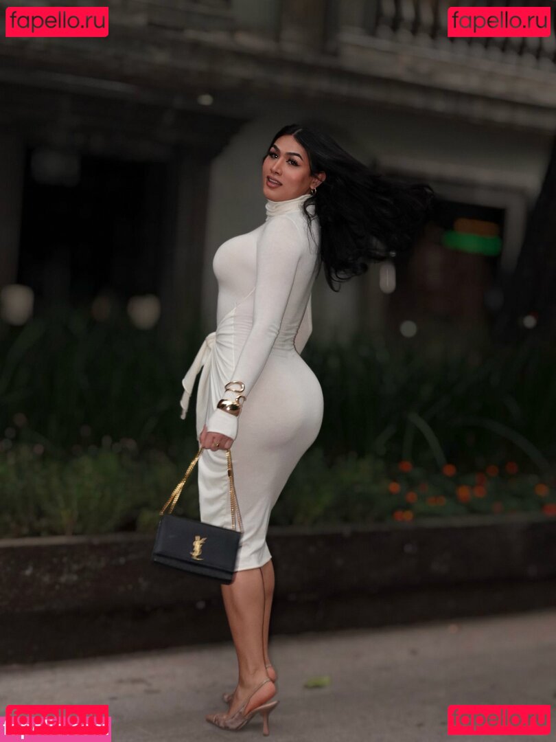 Alea Salas Nude Onlyfans Photo 17