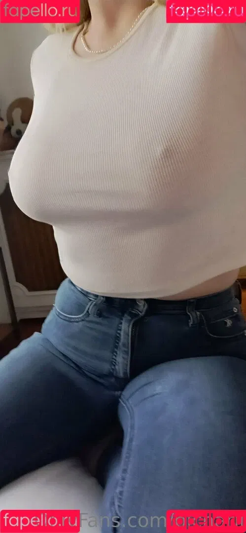 bicharli Onlyfans Photo Gallery 