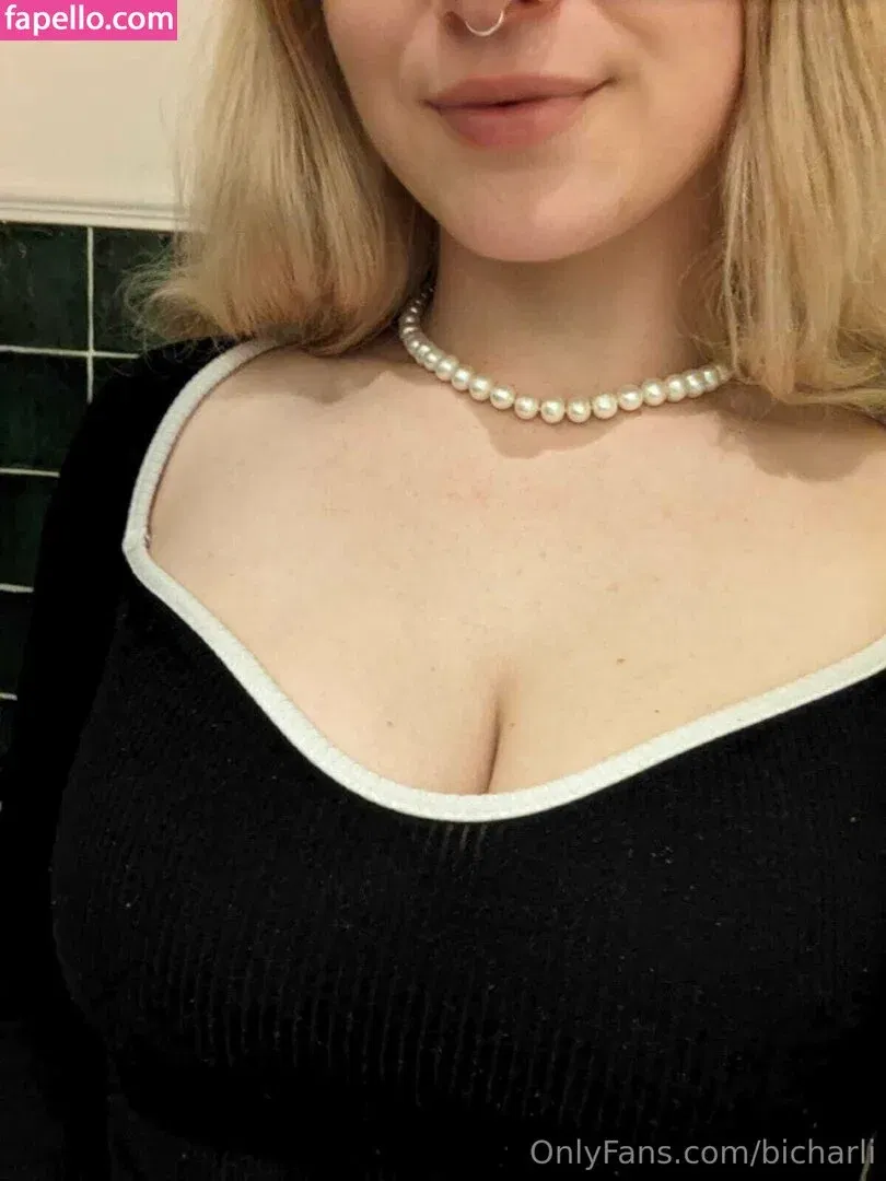 bicharli Onlyfans Photo Gallery 