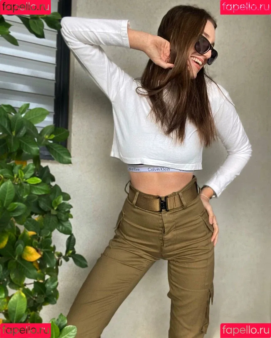 Shira Shabat Onlyfans Photo Gallery 