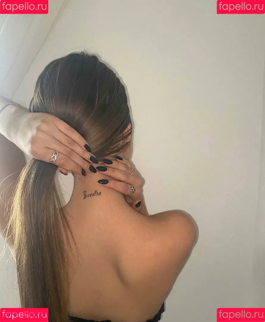 Shira Shabat Onlyfans Photo Gallery 