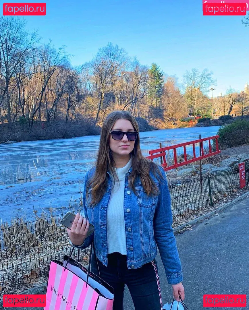 Shira Shabat Onlyfans Photo Gallery 