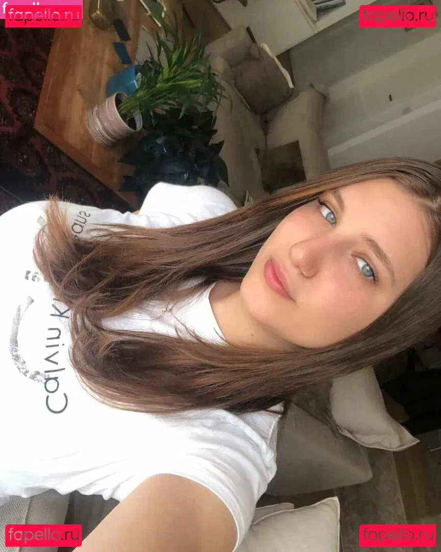 Shira Shabat Onlyfans Photo Gallery 