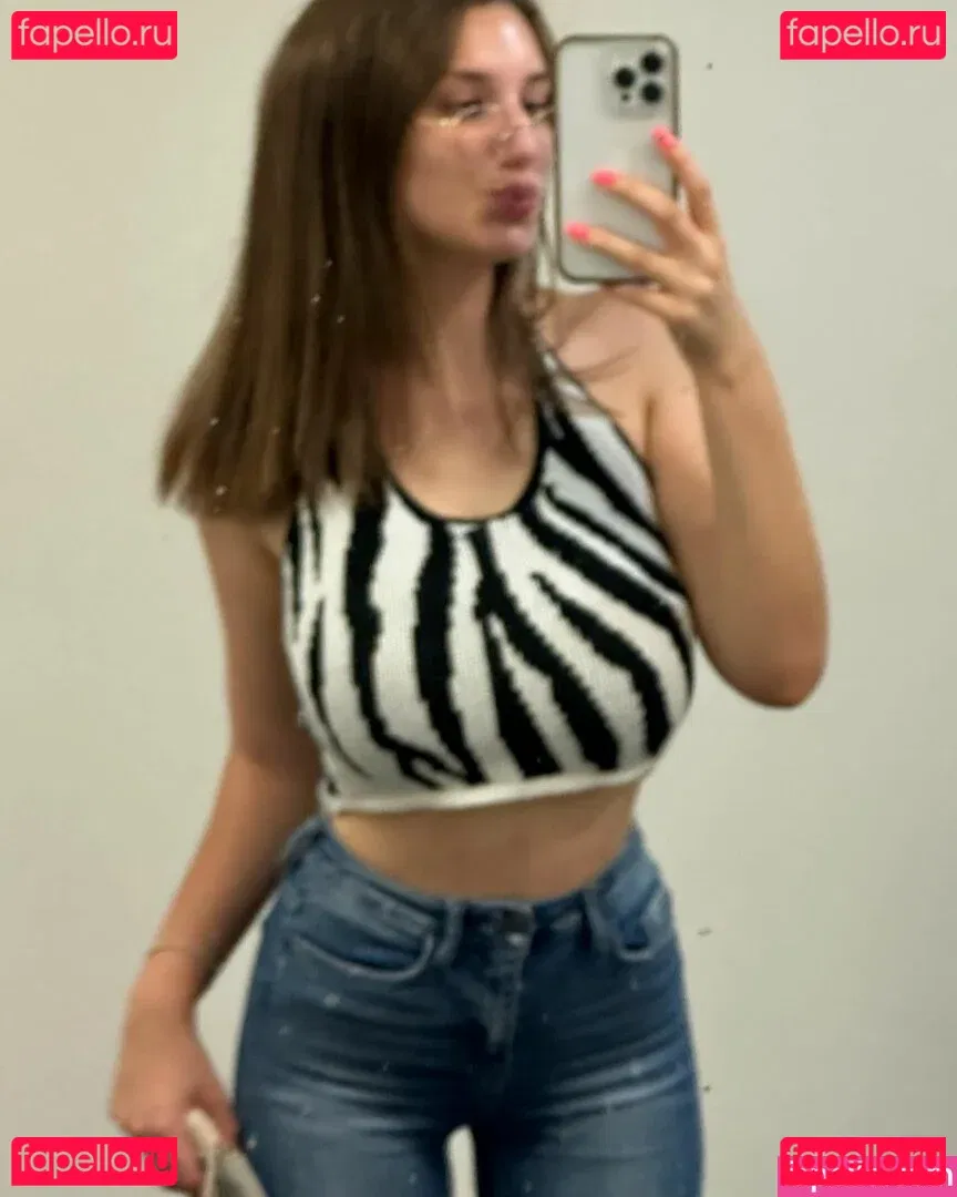 Shira Shabat Onlyfans Photo Gallery 