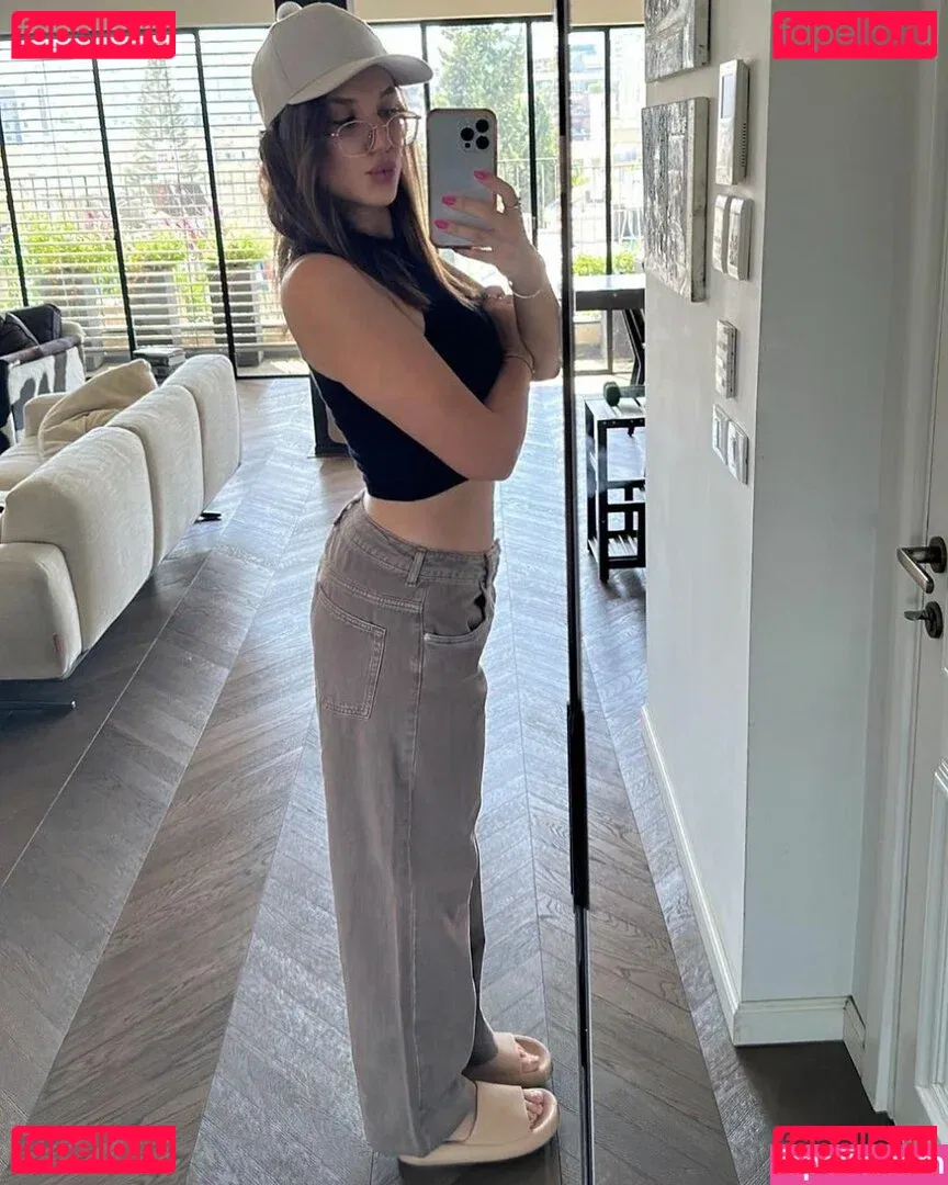 Shira Shabat Onlyfans Photo Gallery 