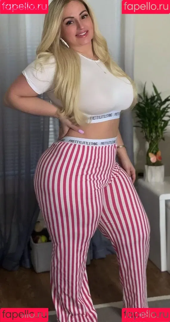 Ivory Onlyfans Photo Gallery 